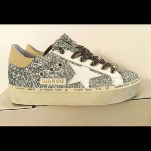 AUTHENIC GOLDEN GOOSE SIZE 38 WORN ONCE!!